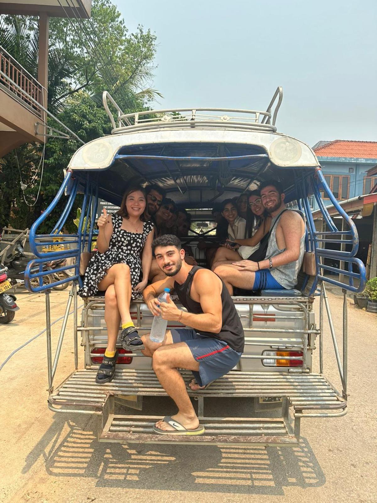 Vang Vieng Global Hostel Luaran gambar