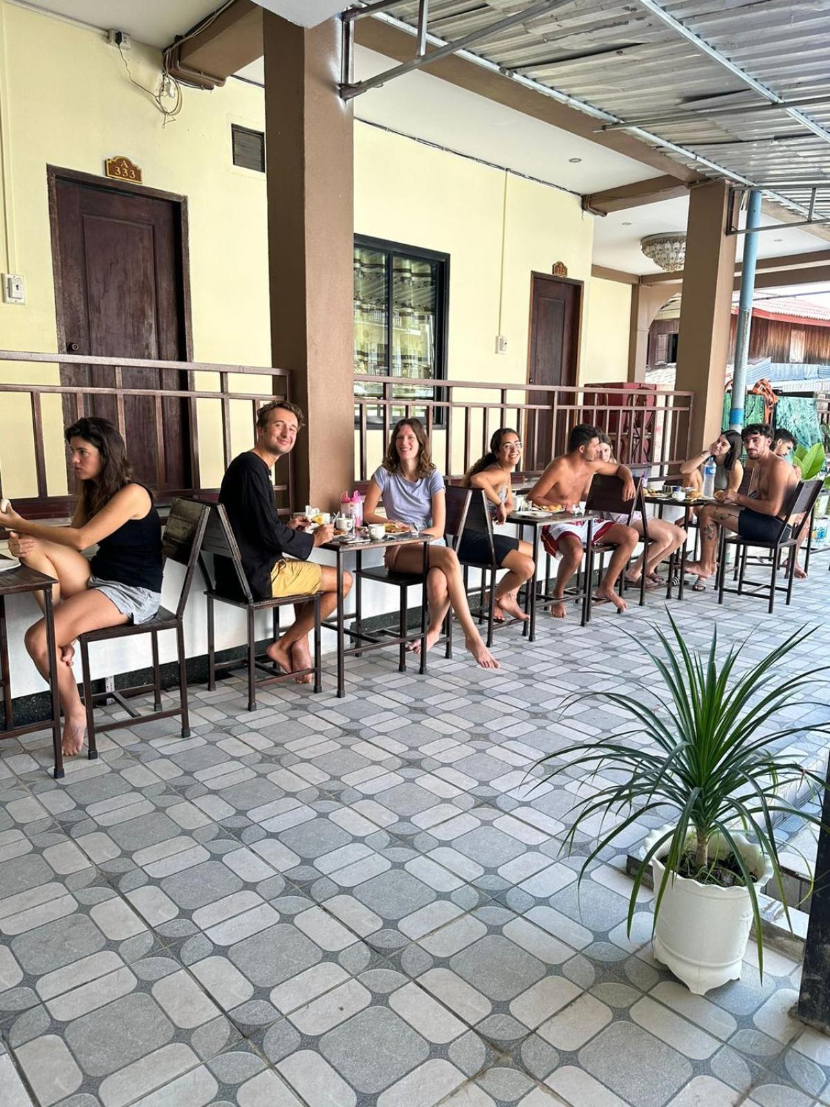 Vang Vieng Global Hostel Luaran gambar